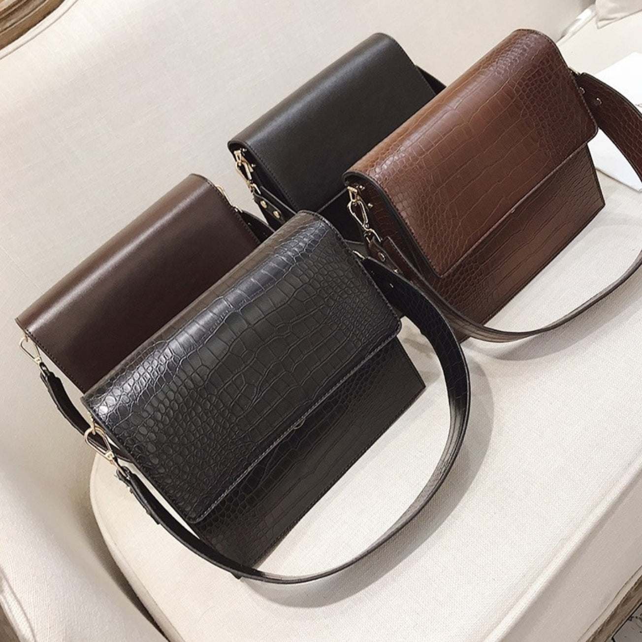 Croc-Embossed Vegan Leather Crossbody Bag – Structured Flap Shoulder Bag