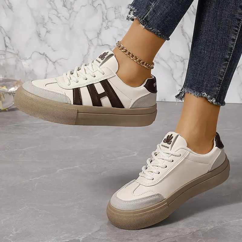 Women's Platform Sneakers – Retro Color Block Lace-Up Low-Top