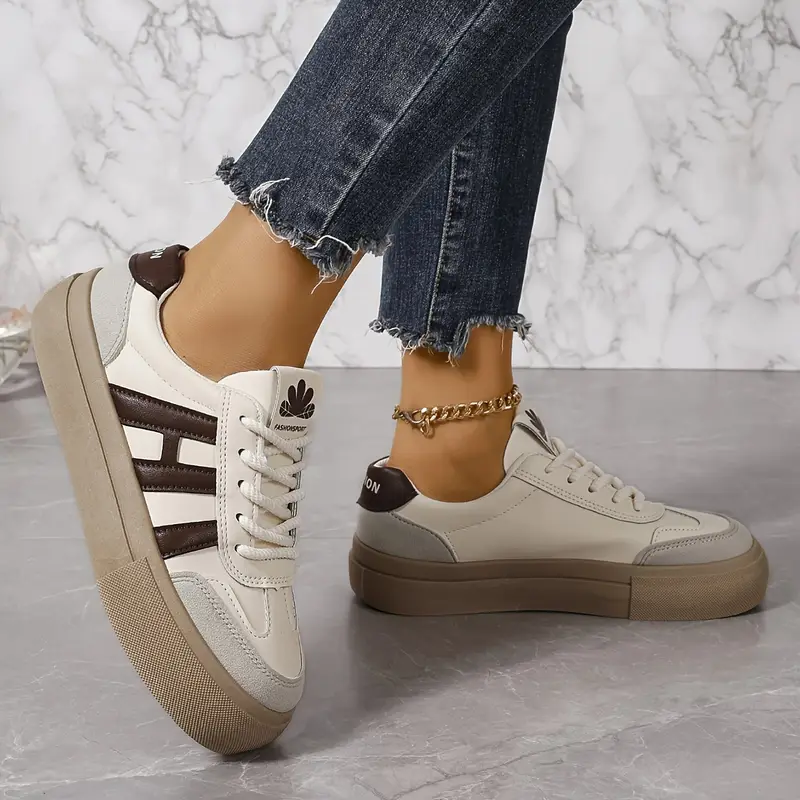 Women's Platform Sneakers – Retro Color Block Lace-Up Low-Top