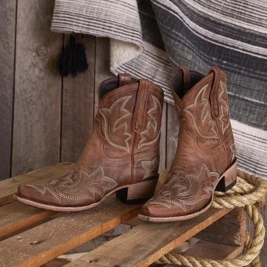 Embroidered Western Ankle Boots – Block Heel Pull-On Cowboy Booties