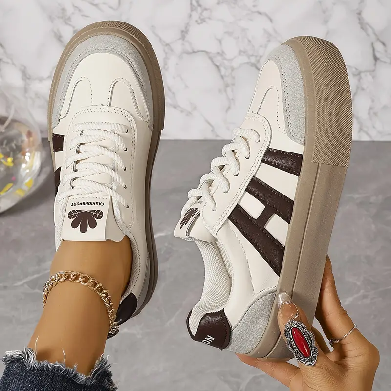 Women's Platform Sneakers – Retro Color Block Lace-Up Low-Top