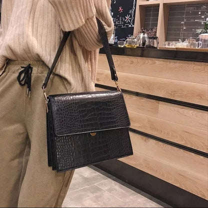 Croc-Embossed Vegan Leather Crossbody Bag – Structured Flap Shoulder Bag
