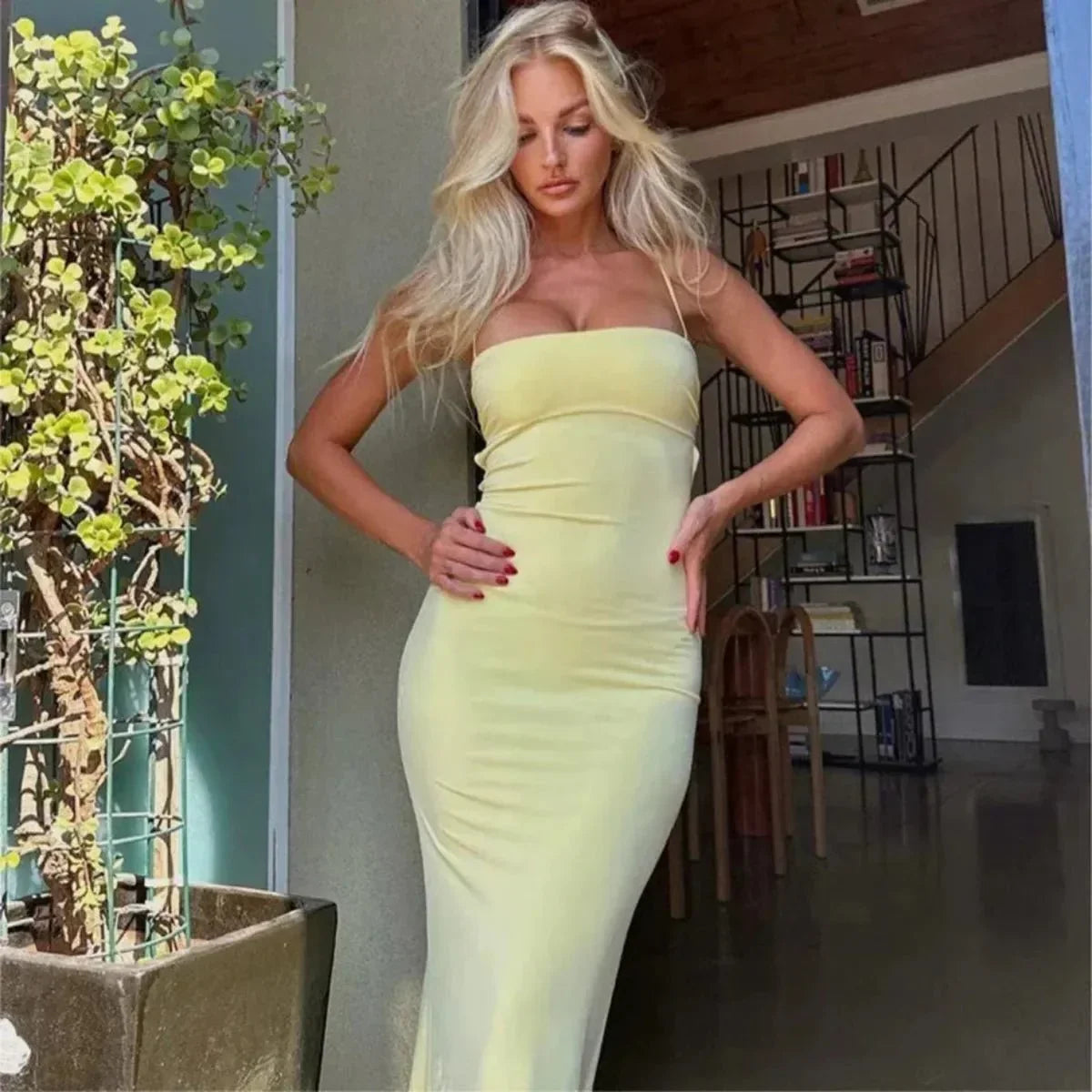 Backless Bodycon Maxi Dress – Spaghetti Strap Cut-Out Waist