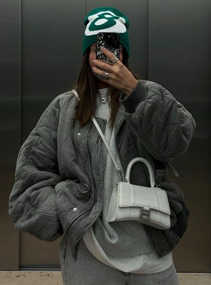 Oversized Quilted Bomber Jacket – Women's Zip-Up Padded Jacket