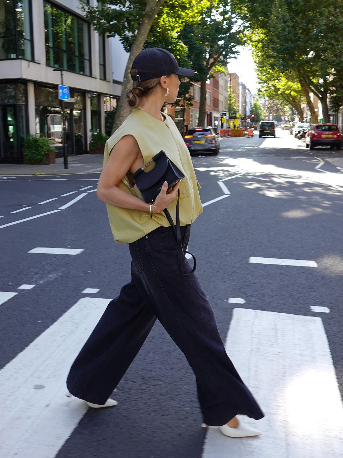 Cropped Zip-Up Cargo Vest – Sleeveless Utility Vest Women