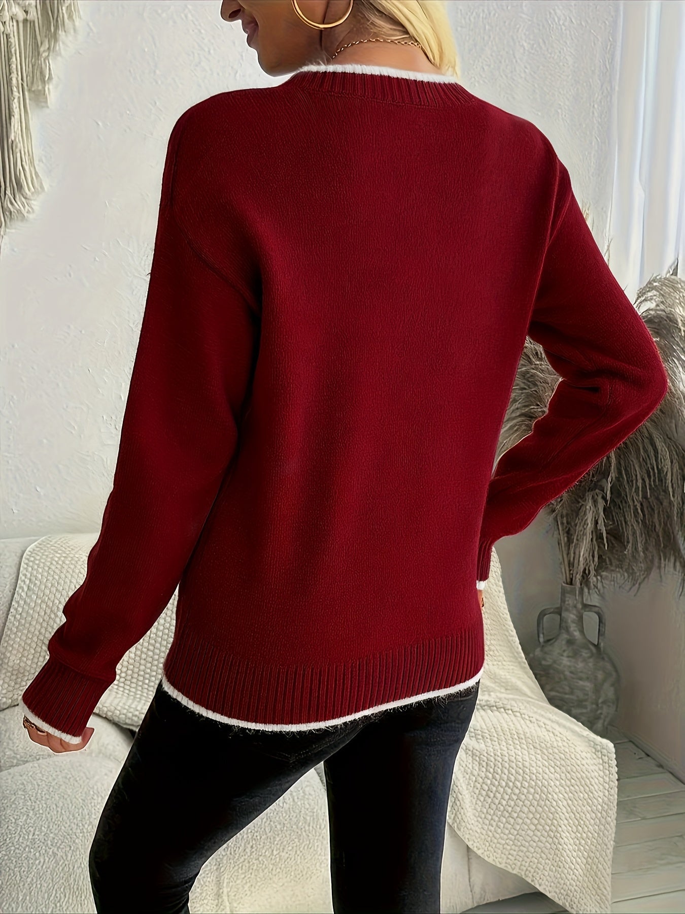 Snowflake Knit Christmas Sweater – Women's Crewneck Pullover