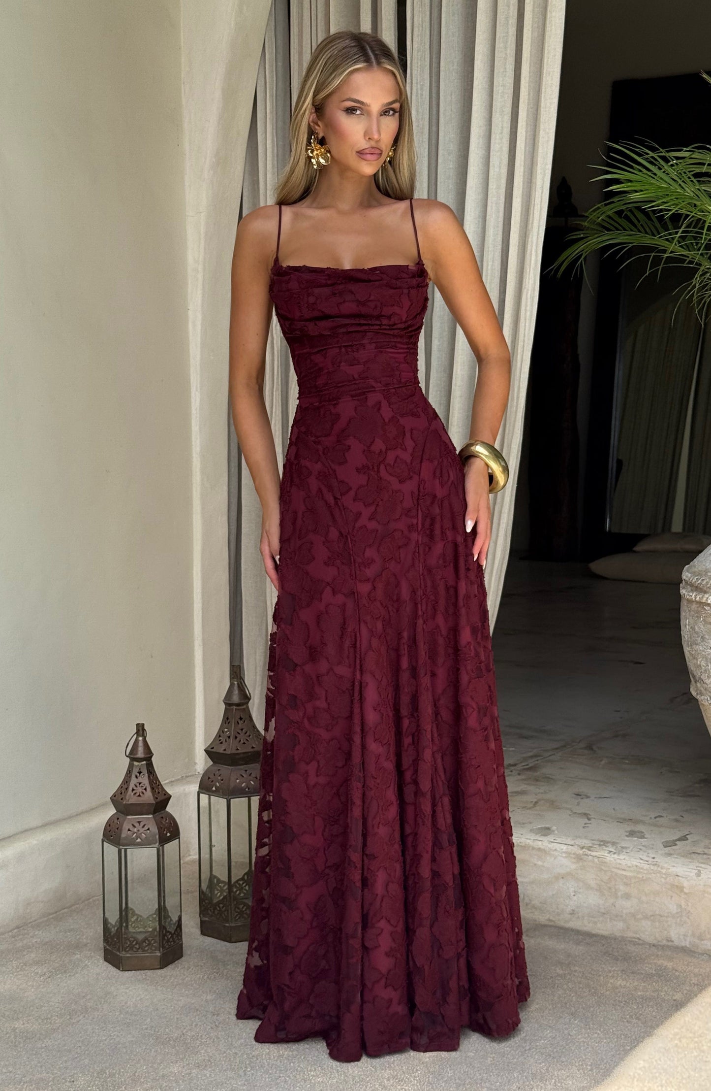 Floral Lace Maxi Dress – A-Line Spaghetti Strap Open Back Gown