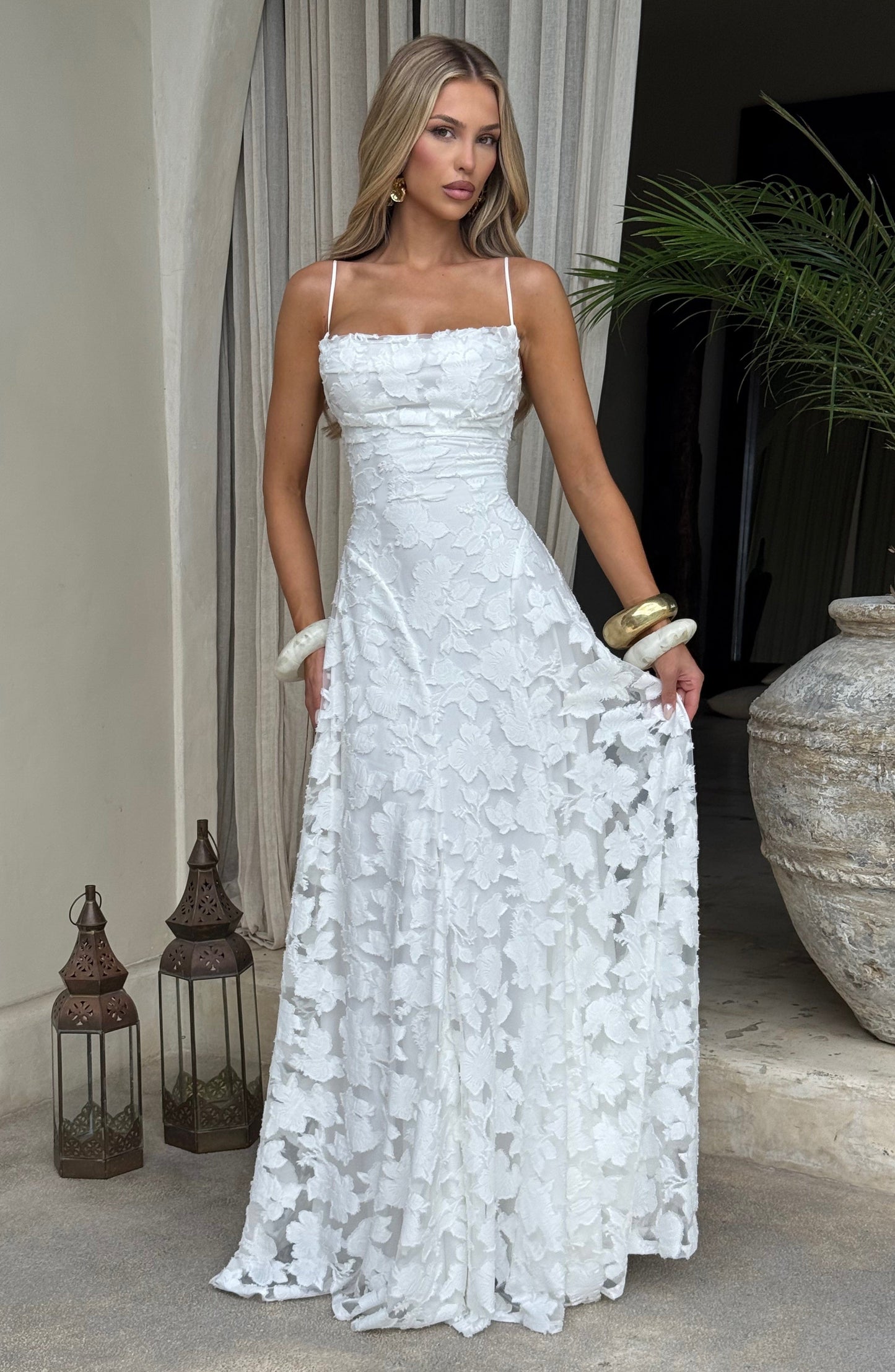 Floral Lace Maxi Dress – A-Line Spaghetti Strap Open Back Gown