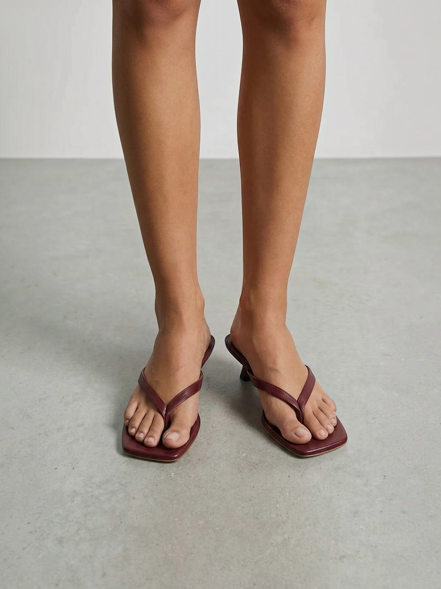 Kitten Heel Thong Sandals – Square Toe Slip-On Mule Heels