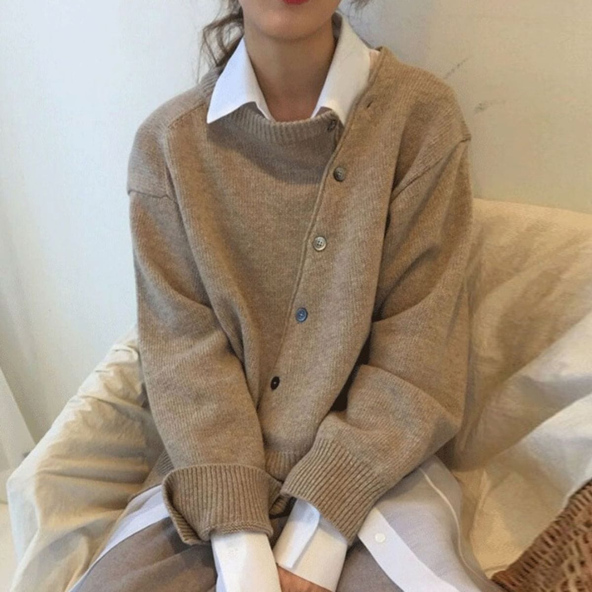 Oversized Button-Front Knit Cardigan – Long Sleeve Ribbed Layering Sweater