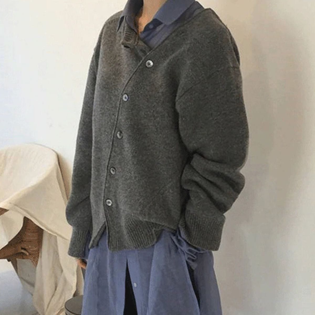 Oversized Button-Front Knit Cardigan – Long Sleeve Ribbed Layering Sweater