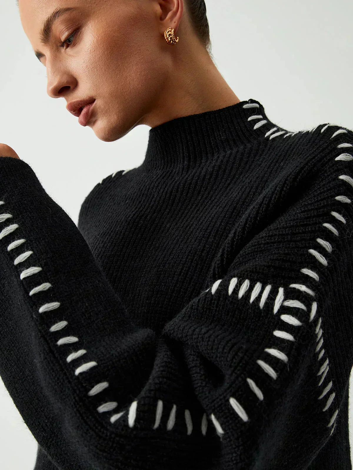 Oversized Mock Neck Sweater – Chunky Knit Whipstitch Trim