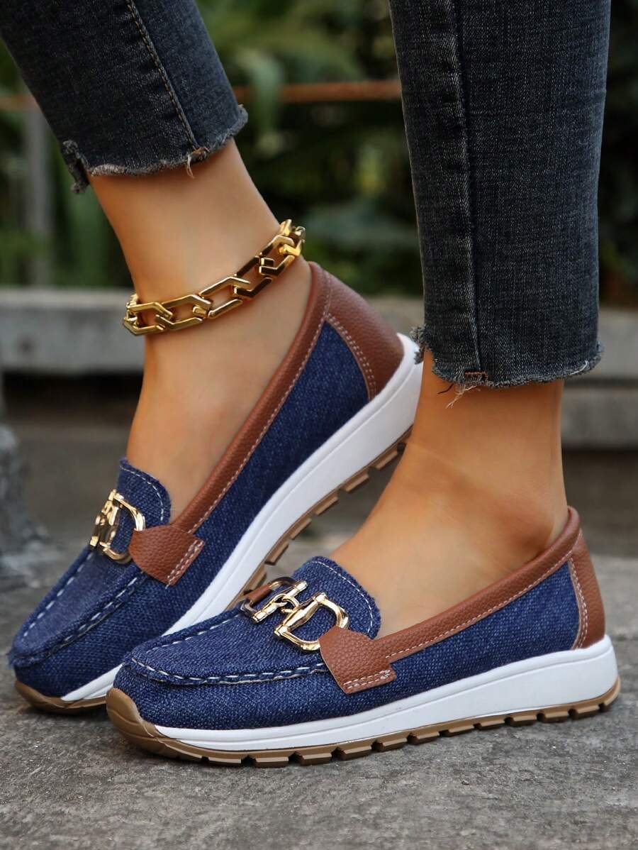 Platform Slip-On Loafers – Gold Chain Detail Cushioned Everyday Shoe